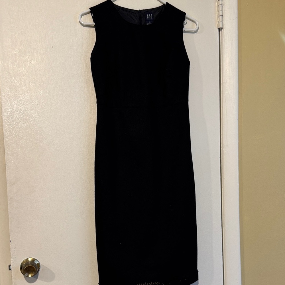 GAP Classic Black Midi Dress